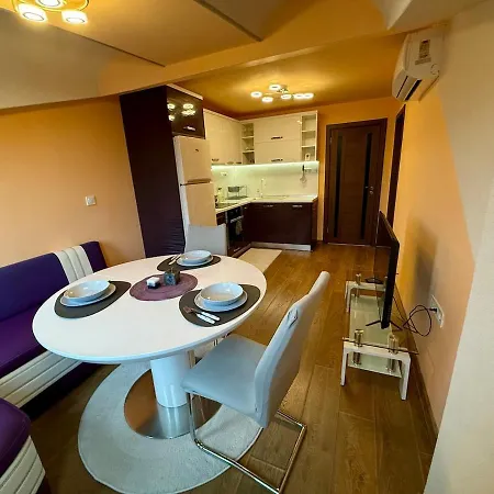 Two-bedroom In The Heart Of Burgas, Bogoridi Street Appartement *