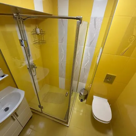 Apartamento Two-bedroom In The Heart Of Burgas, Bogoridi Street