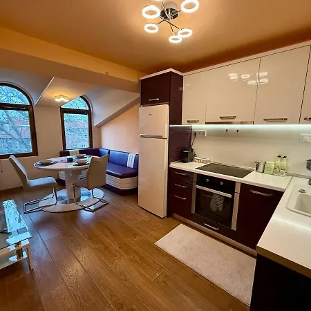 Apartamento Two-bedroom In The Heart Of Burgas, Bogoridi Street Burgas